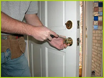 Expert Locksmith Services Spring Valley, CA 619-213-1309 - 9-locks-change